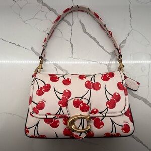 Coach Soft Tabby Cherry